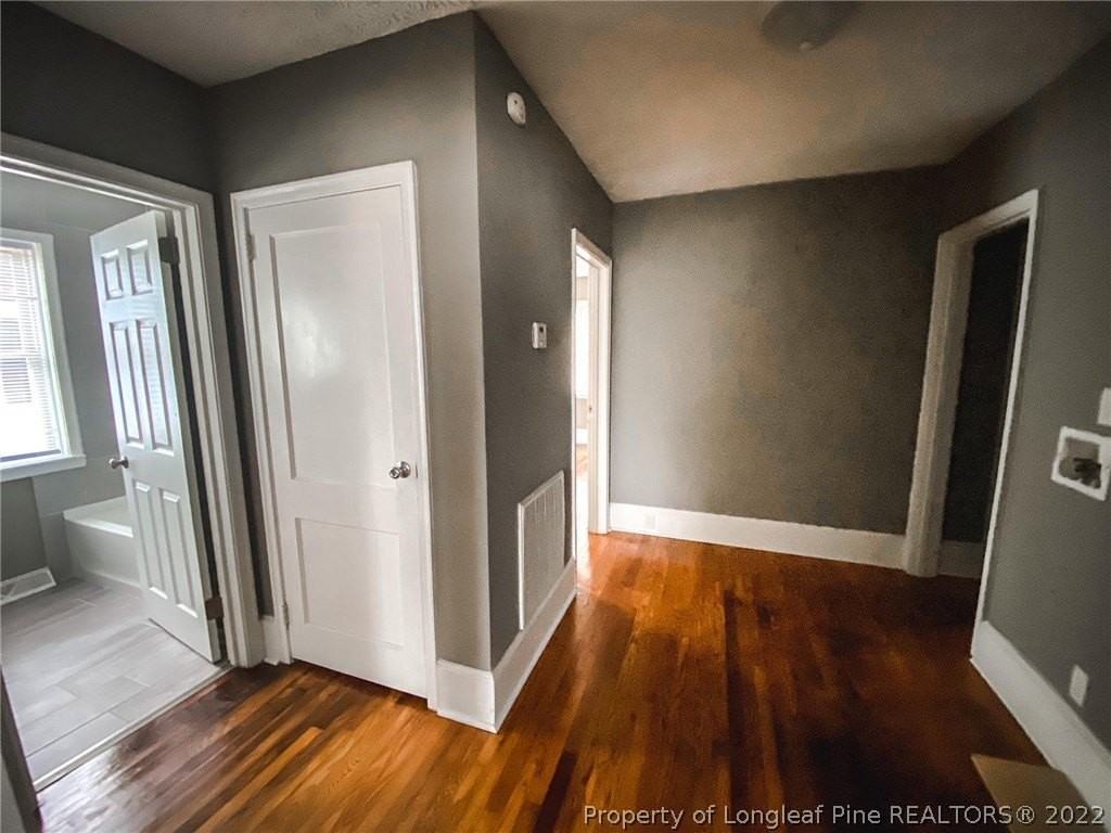 210 E 16th St #2 - Photo 6 of 19