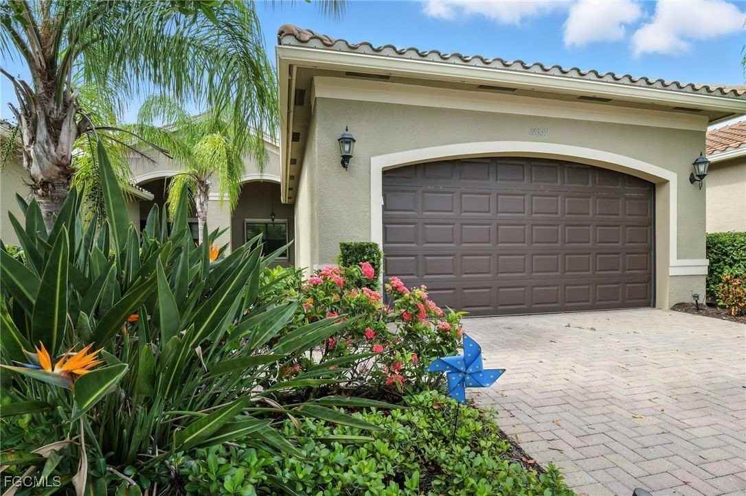 11869 Lakewood Preserve Pl - Photo 2 of 36