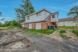 featured image of 664 Laurel Dr #REAR