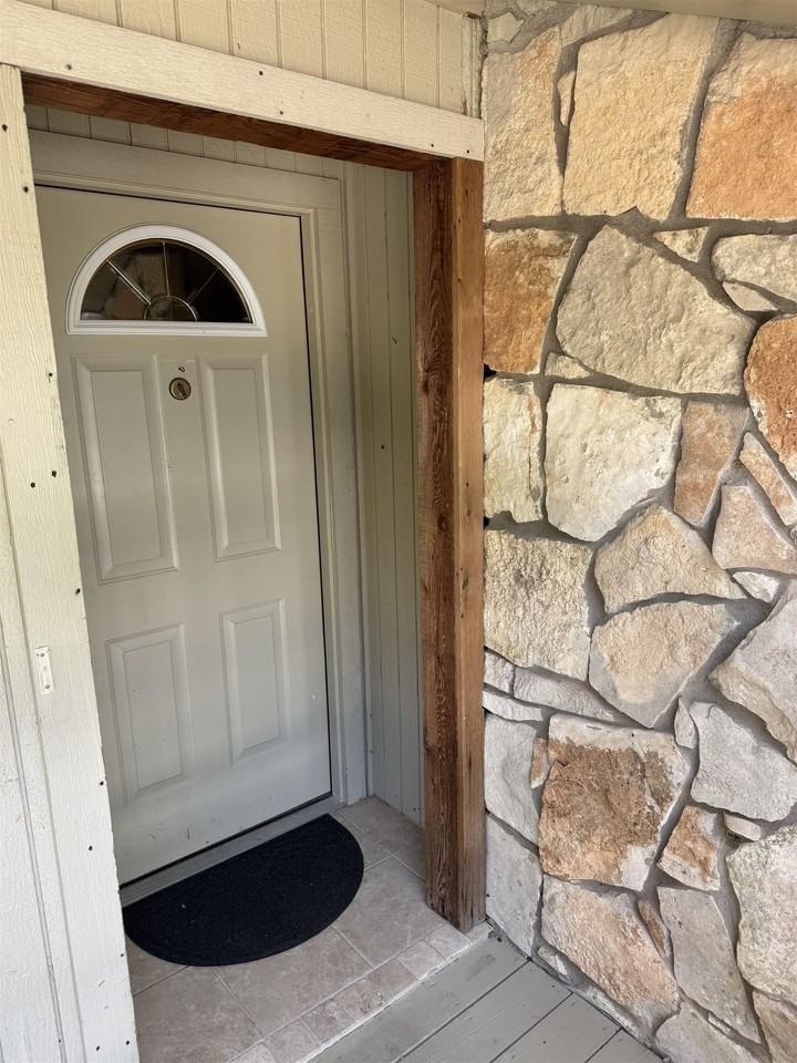 808 Hi Cir W #A - Photo 2 of 13