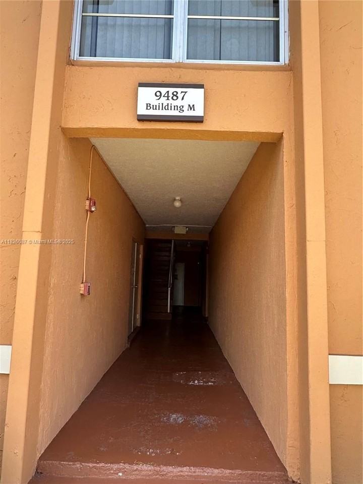 9487 Sw 76th St #M8 - Photo 2 of 16