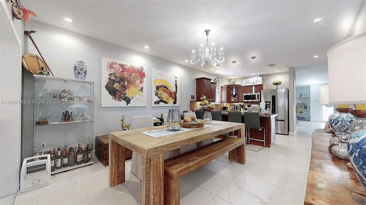 16247 Sw 92nd Ter #A - Photo 6 of 22