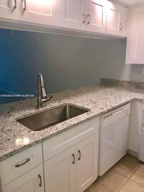 6800 Cypress Rd #407 - Photo 3 of 12