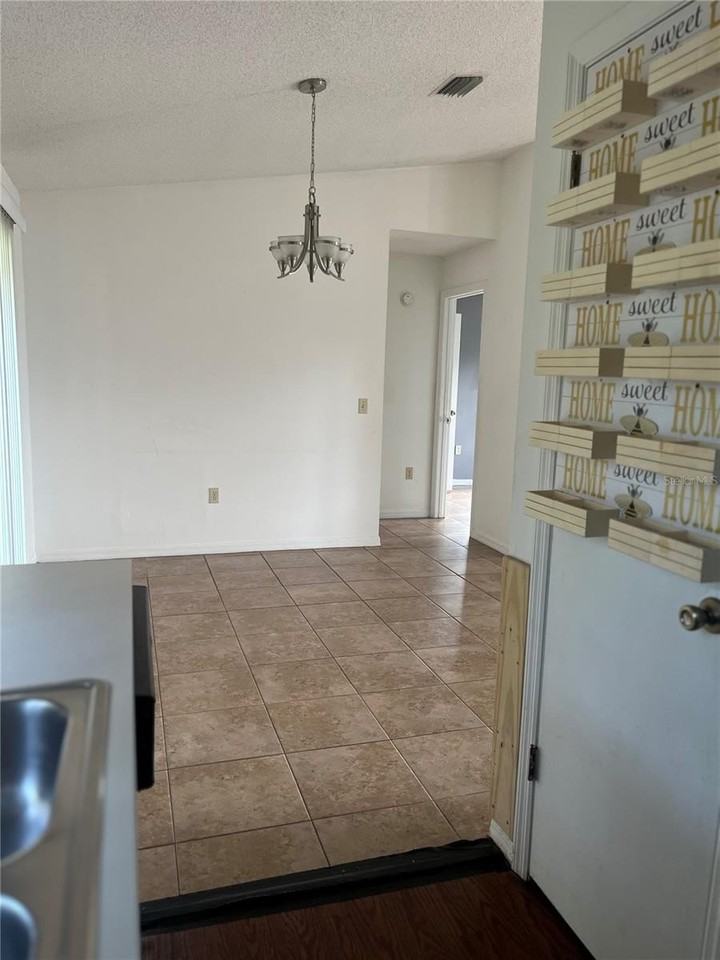 1585 Triangle Drive - Photo 6 of 19