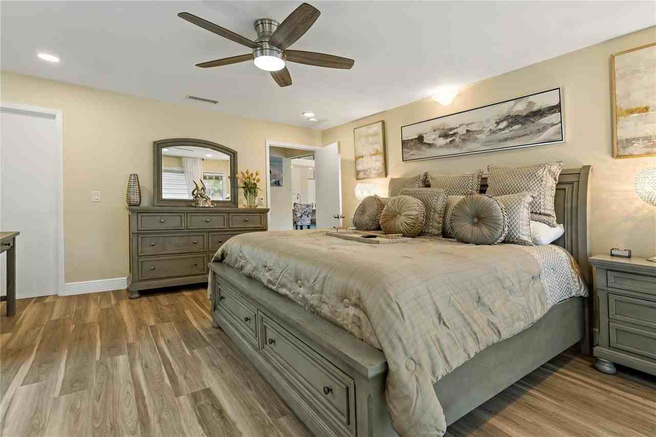 2932 Gulf of Mexico Drive #2932 - Photo 6 of 19