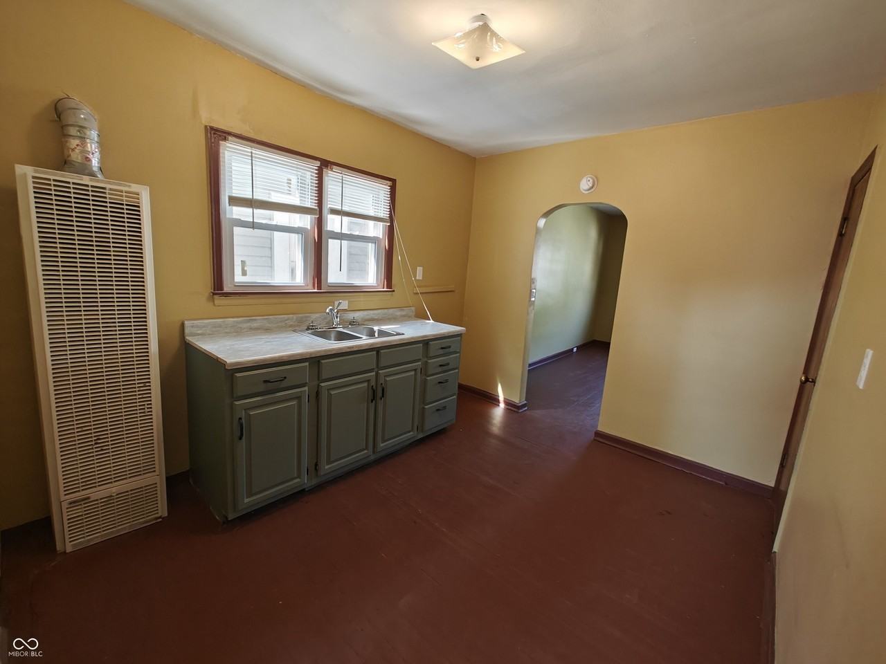 424 S Pike St #6 - Photo 6 of 12