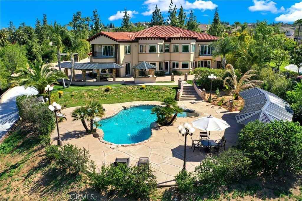 7231 Brandon Ct - Photo 2 of 50