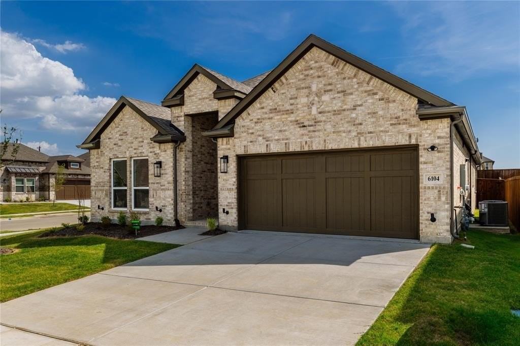 6104 Lake Brook Drive - Photo 4 of 32