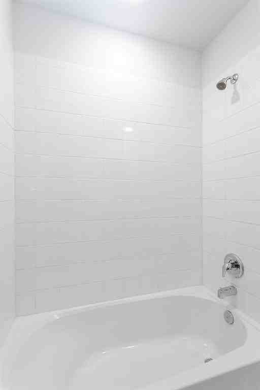 406 Saddle Club Way - Photo 7 of 34