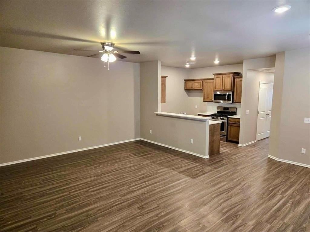 916 Coles Crk - Photo 7 of 39