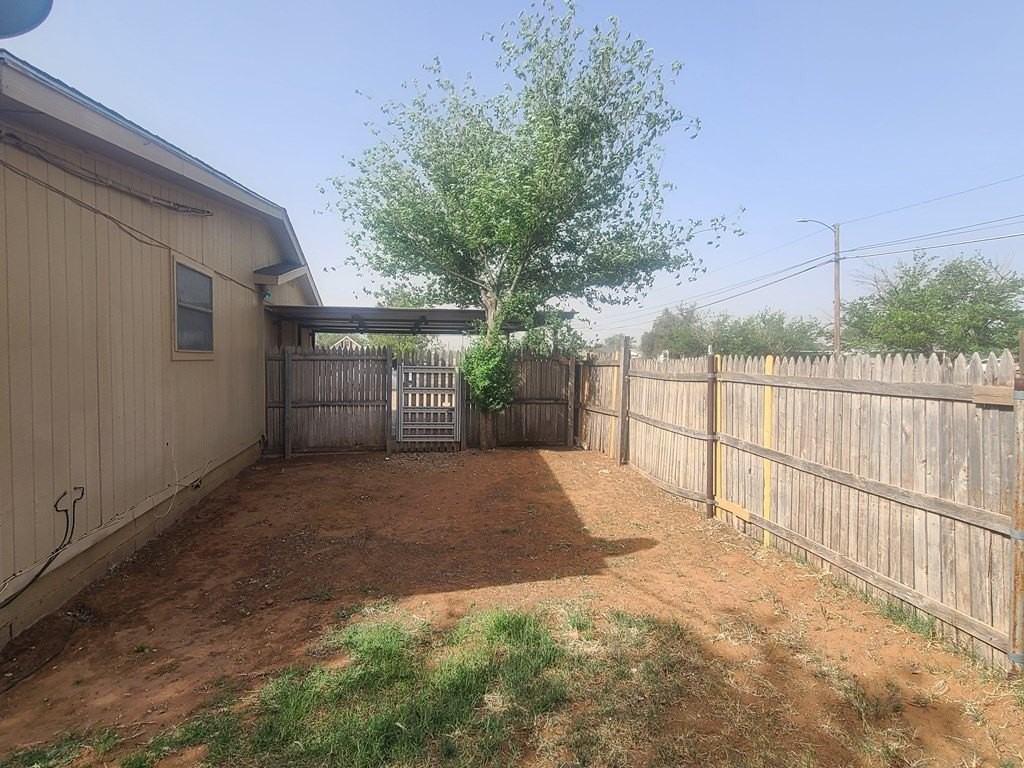 3606 Tanner Dr - Photo 3 of 22