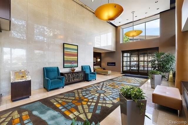 1001 W Jefferson Ave #300-8I - Photo 4 of 31