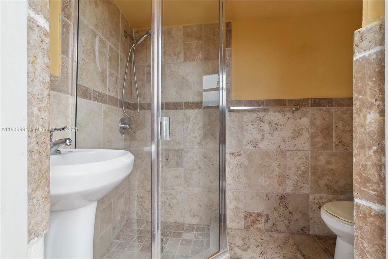 23160 Sw 113th Psge - Photo 3 of 8