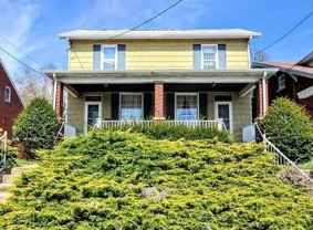 812 4th St - Photo 1 of 1