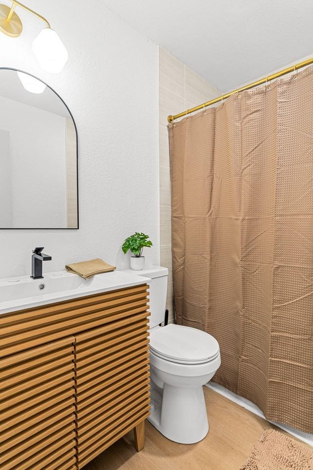 Borden Oak - Photo 3 of 13