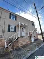 832 Walnut Ave - Photo 1 of 1