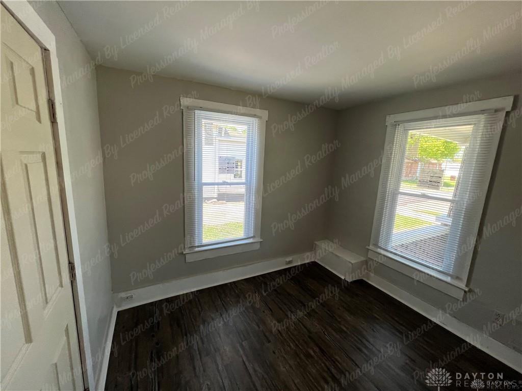 1237 Innisfallen Ave - Photo 6 of 15