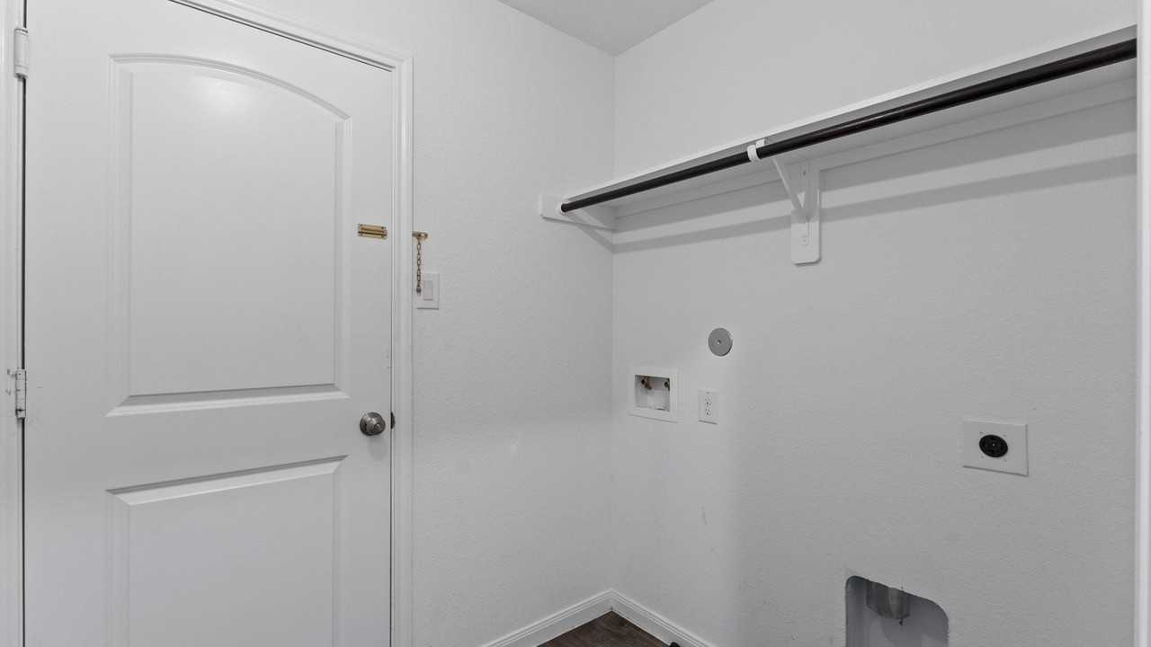 410 Pimmit Hill Run - Photo 6 of 21