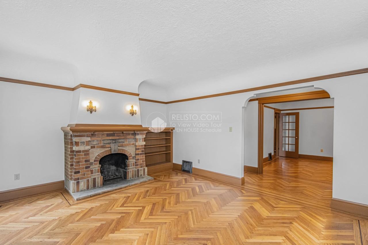 155 Chilton Ave - Photo 3 of 28