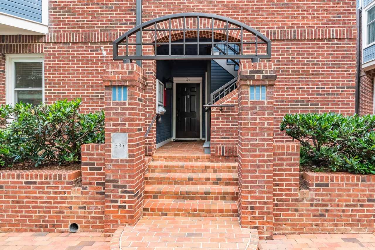 237 New Bern Place - Photo 6 of 19