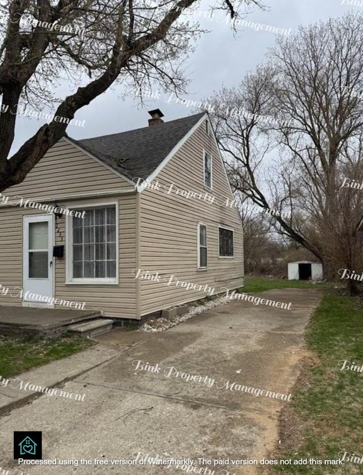 2233 Spring Hill Ave - Photo 2 of 10