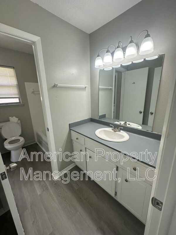 2426 S 83rd East Ave - Photo 7 of 12
