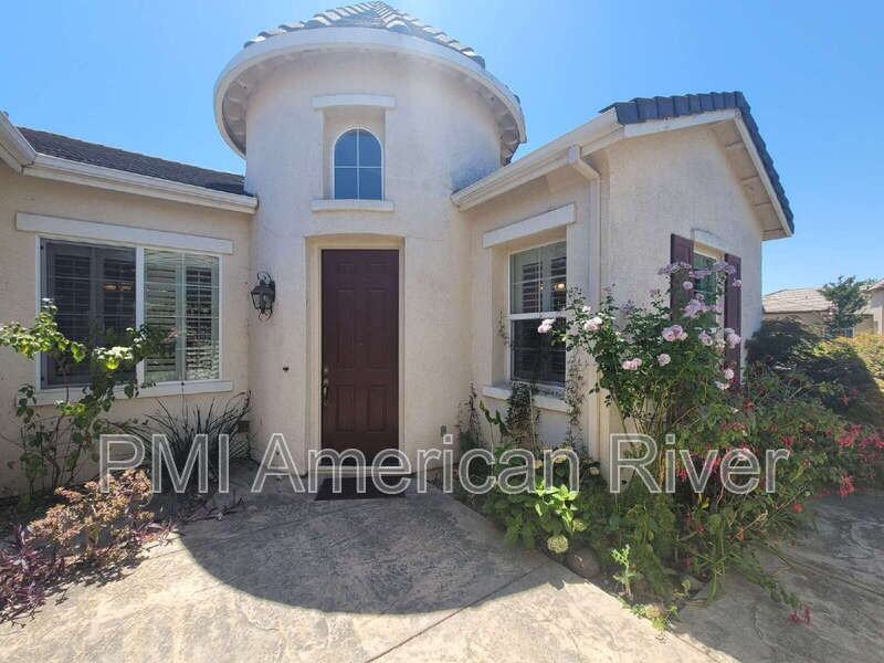 5900 Matina Dr - Photo 3 of 27