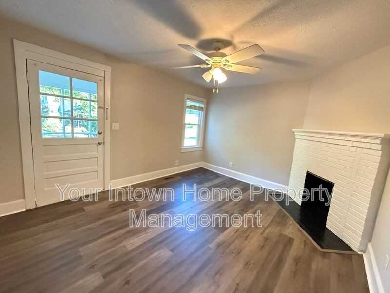 225 Lowry St Ne #B - Photo 6 of 16