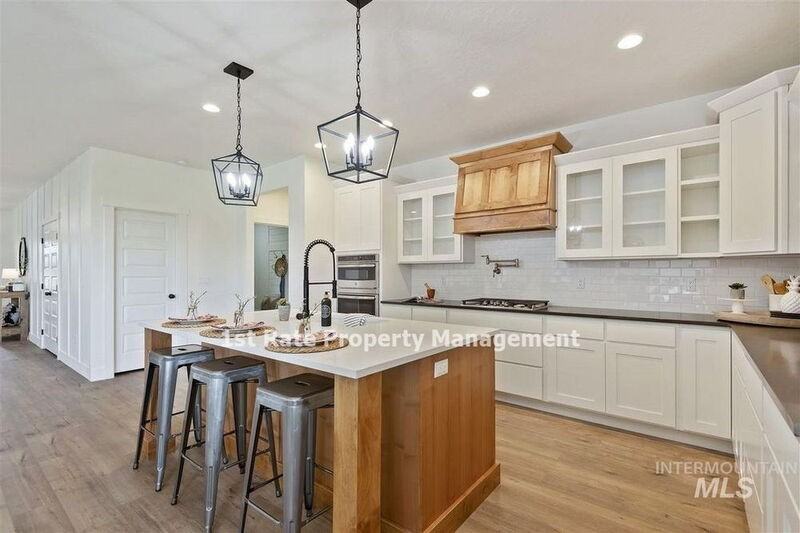 3280 S Ruffian Ln - Photo 7 of 27