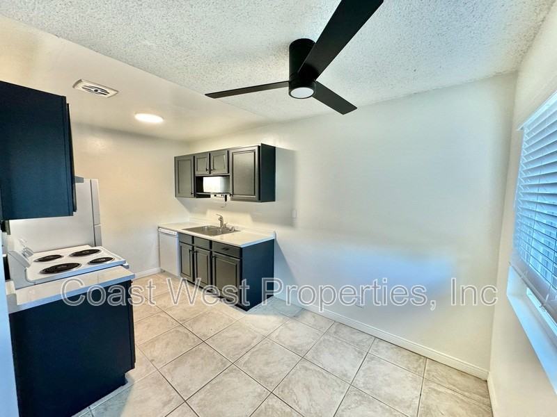 1810 Broadway - Photo 5 of 19