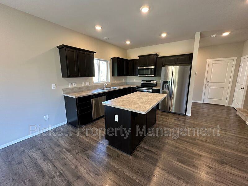 6461 Hornet Cir Ne - Photo 6 of 13