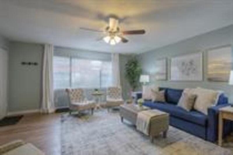 4108 Clark Ave - Photo 3 of 20