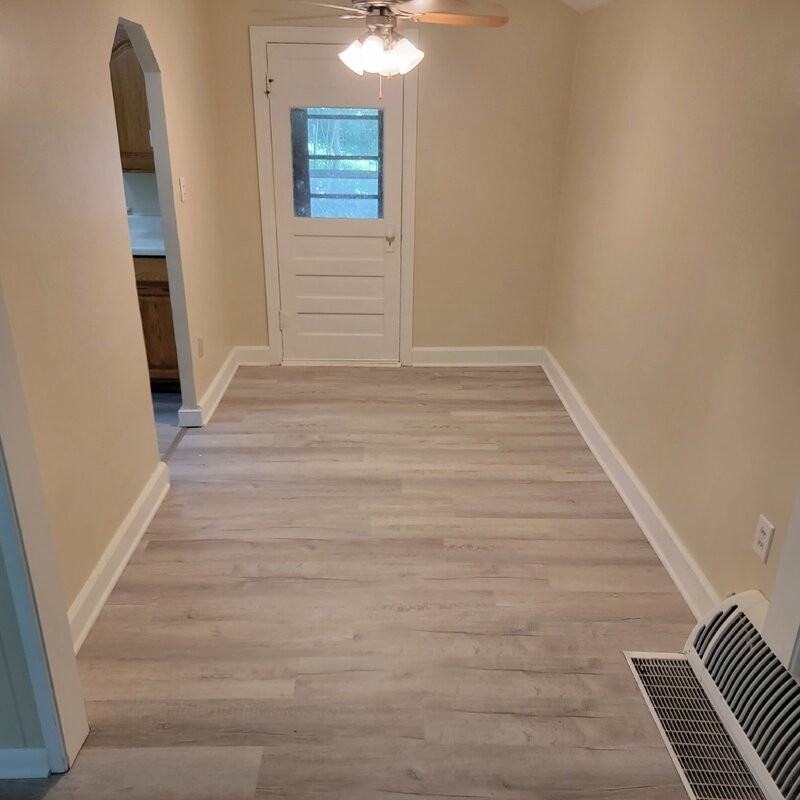 1629 56th St - Photo 3 of 11