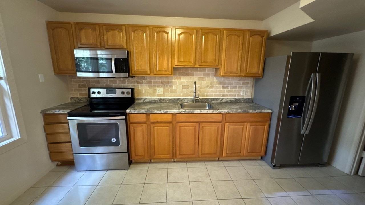 1962 Arwell Ct - Photo 3 of 15