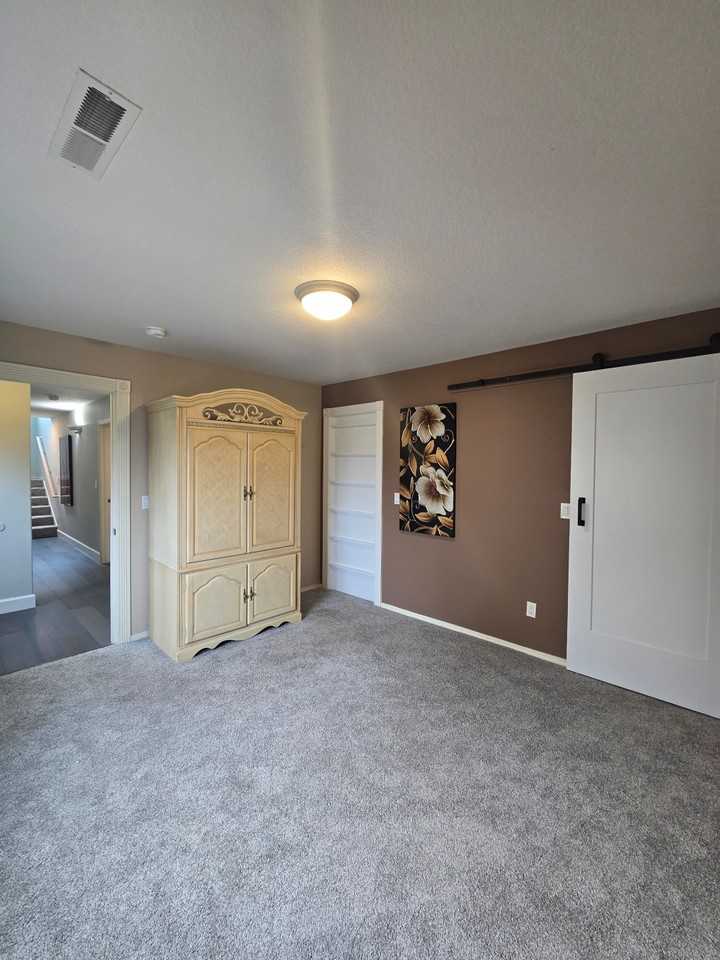 634 Sw Ebb Ave - Photo 6 of 50