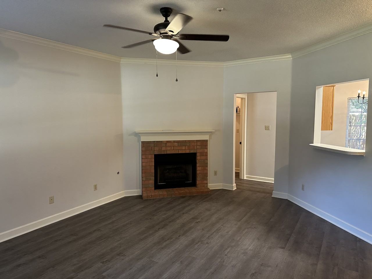 8516 Farmington Blvd - Photo 2 of 9