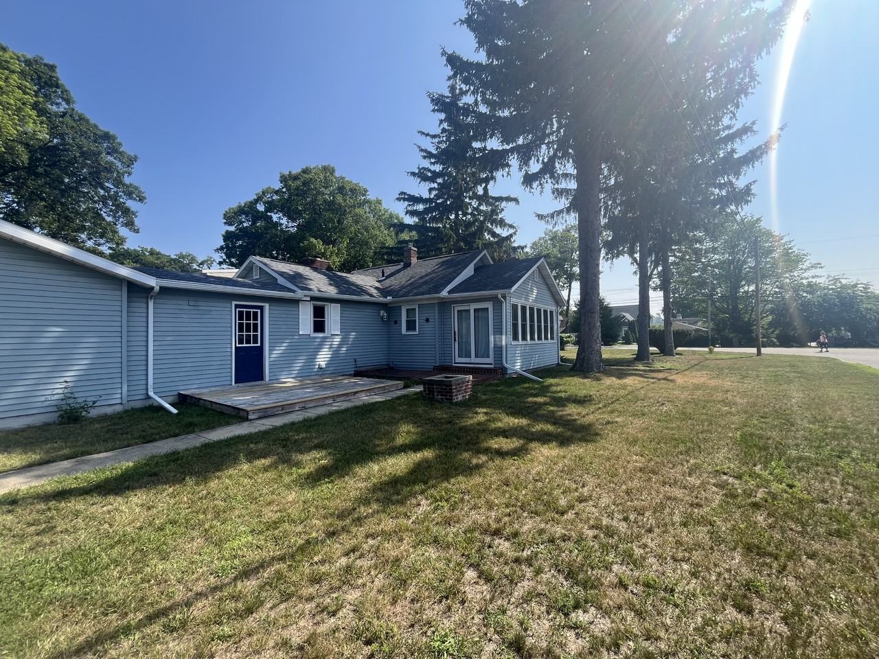 565 S Bear Lake Rd - Photo 3 of 29