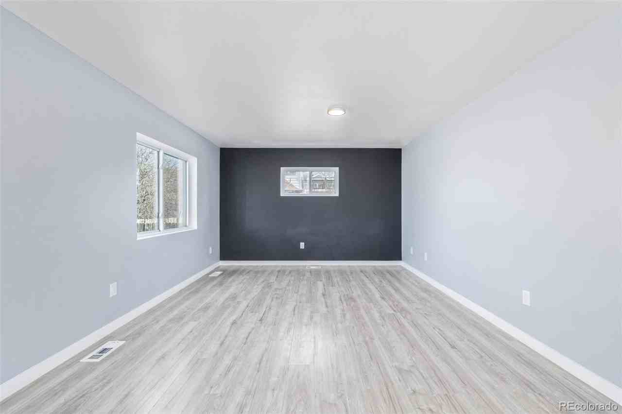 7008 Ralston Rd - Photo 3 of 24