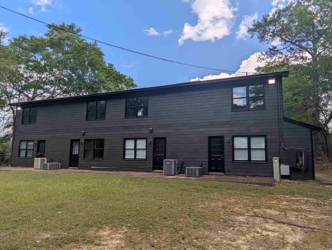 3660 Maryland Cir - Photo 3 of 17