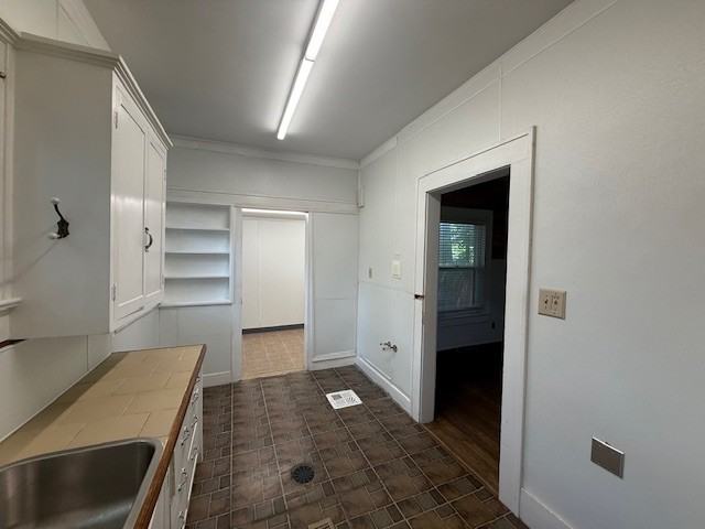 103 W 3rd St - Photo 6 of 12