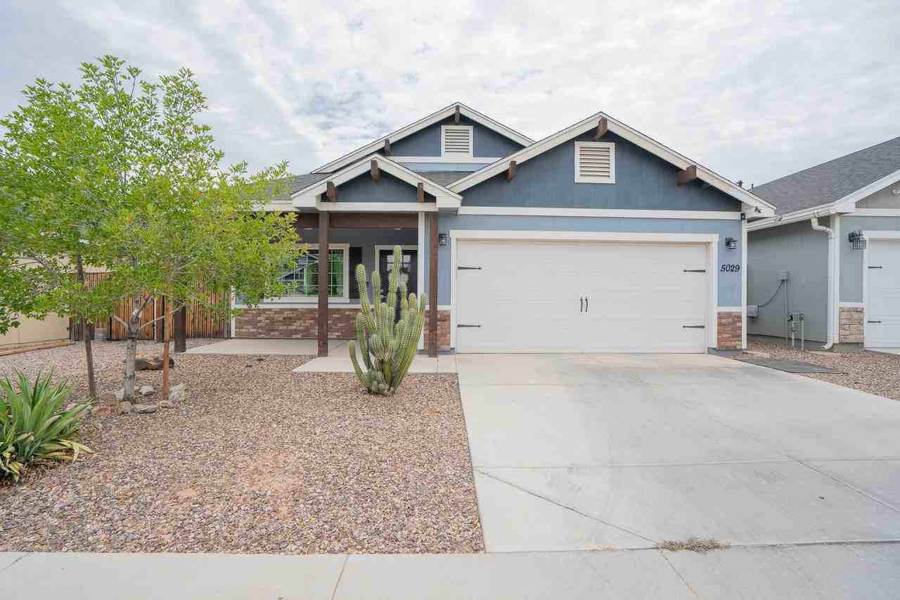 5029 S 11th Pl - Photo 2 of 39