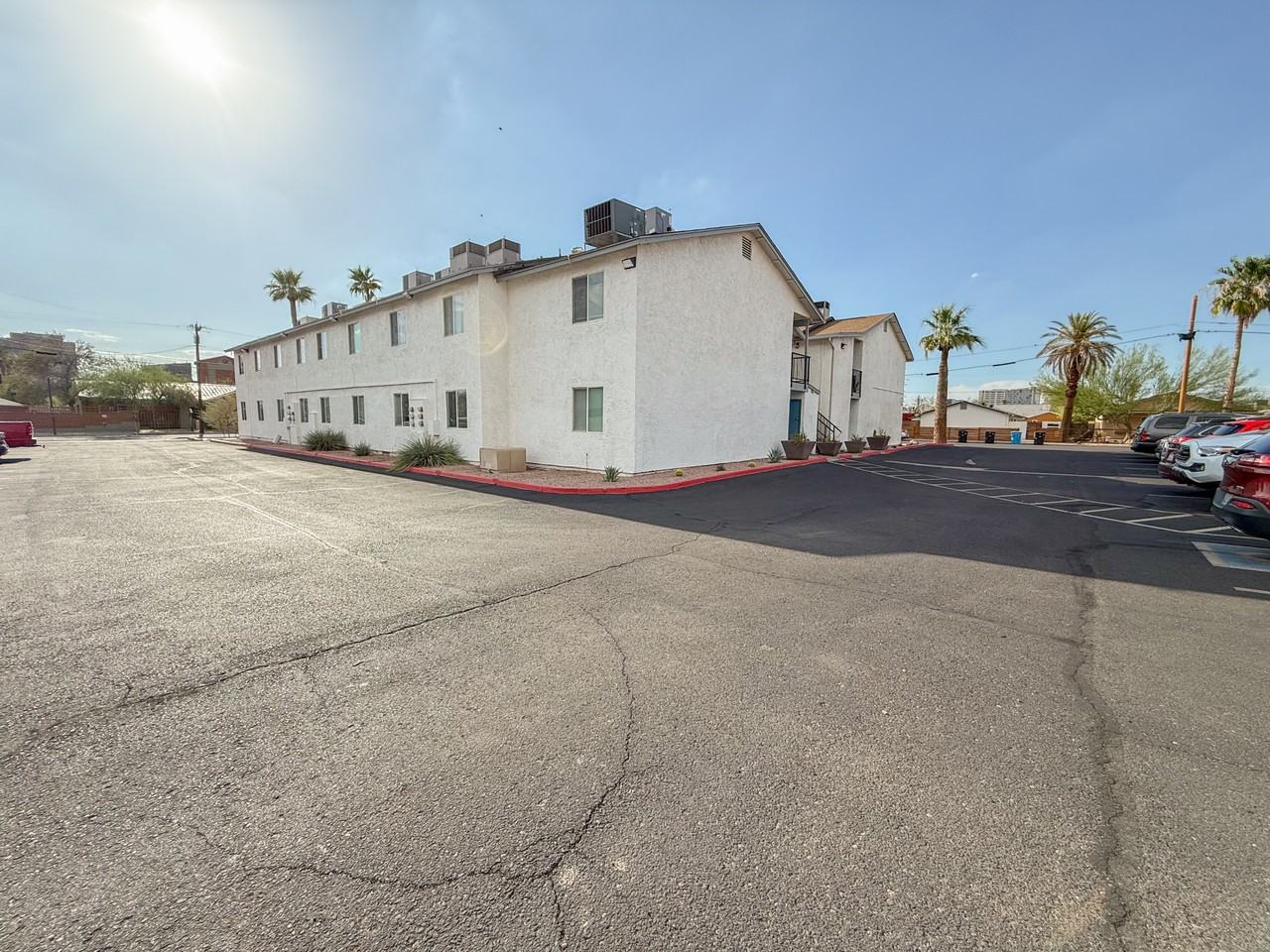 339 N 11Th St - Photo 3 of 34