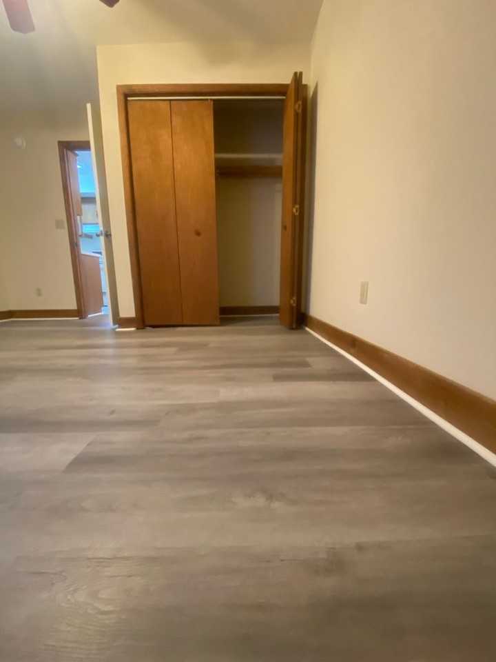 1320 Stratton Place Dr - Photo 2 of 23