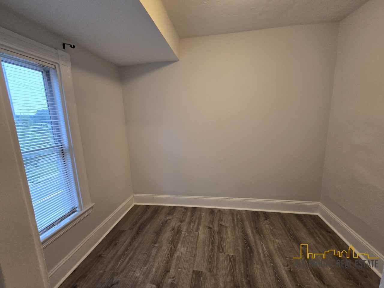 362 East St #L202 - Photo 5 of 8
