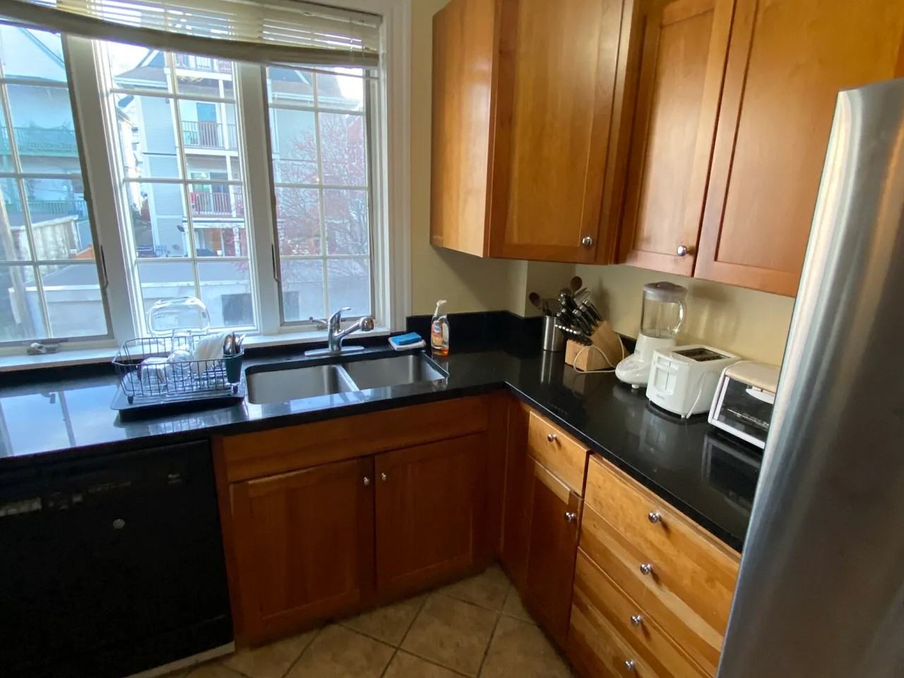 27R Albion St #2 - Photo 2 of 26