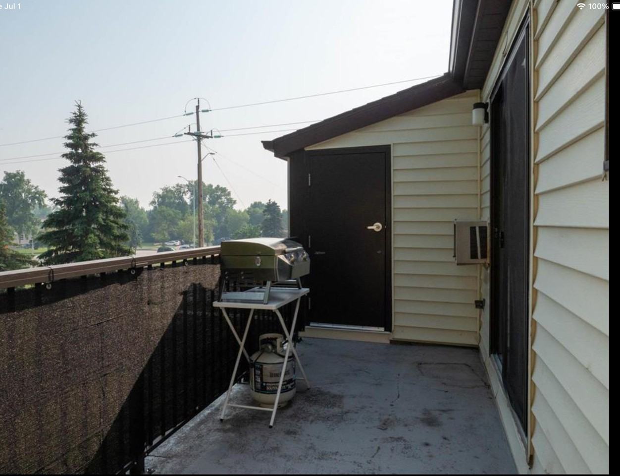 5 Burland Avenue #304 - Photo 3 of 23