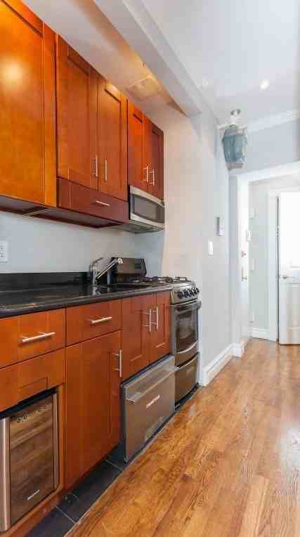 Mott St #20 - Photo 2 of 4