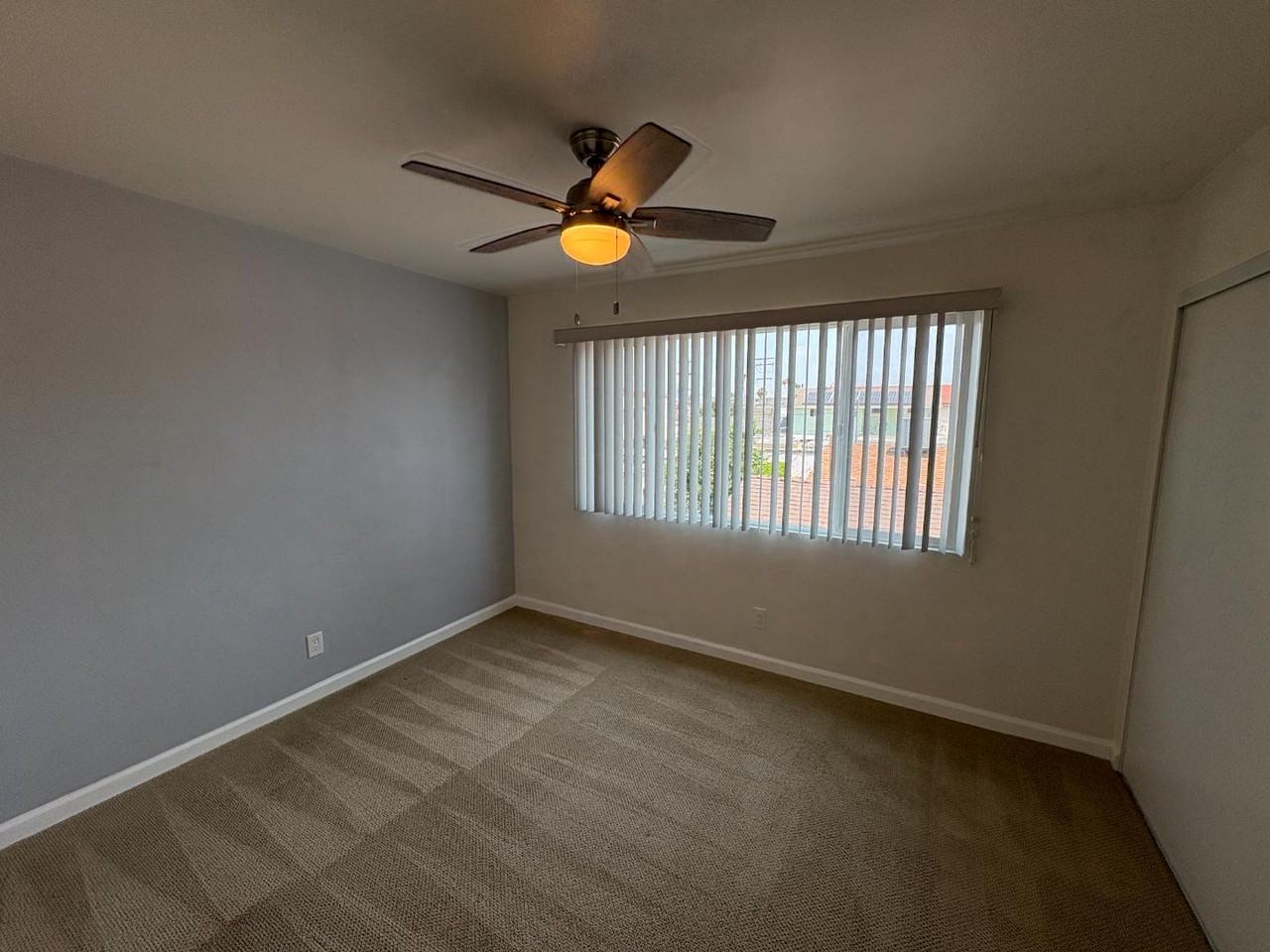 3838 Chamoune Ave - Photo 7 of 20