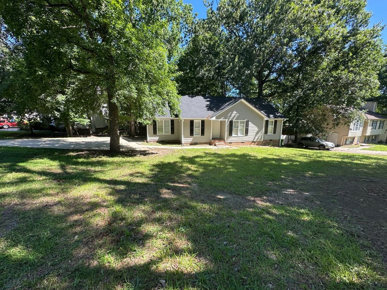 5529 Continental Way - Photo 3 of 20