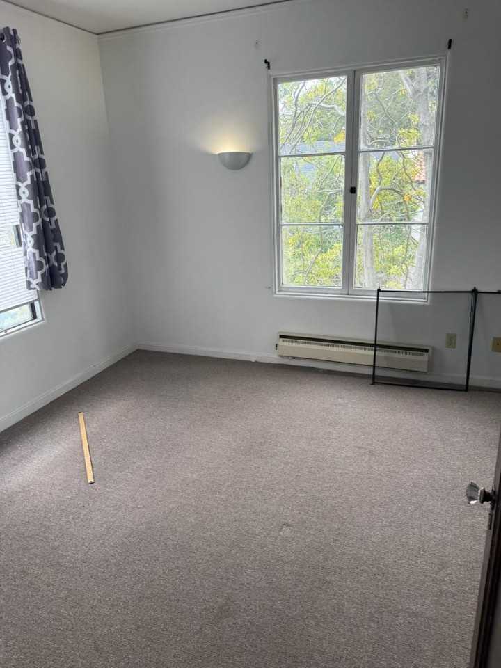 1700 LeRoy Ave - Photo 3 of 63